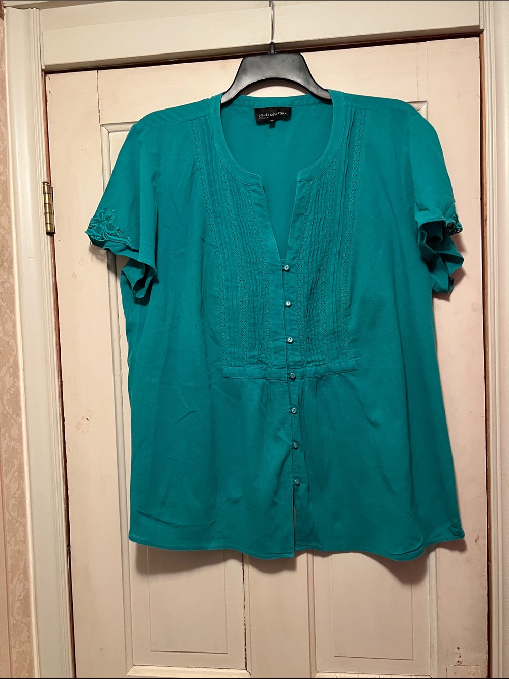 Jones New York Teal Button-Front Short-Sleeve Blouse